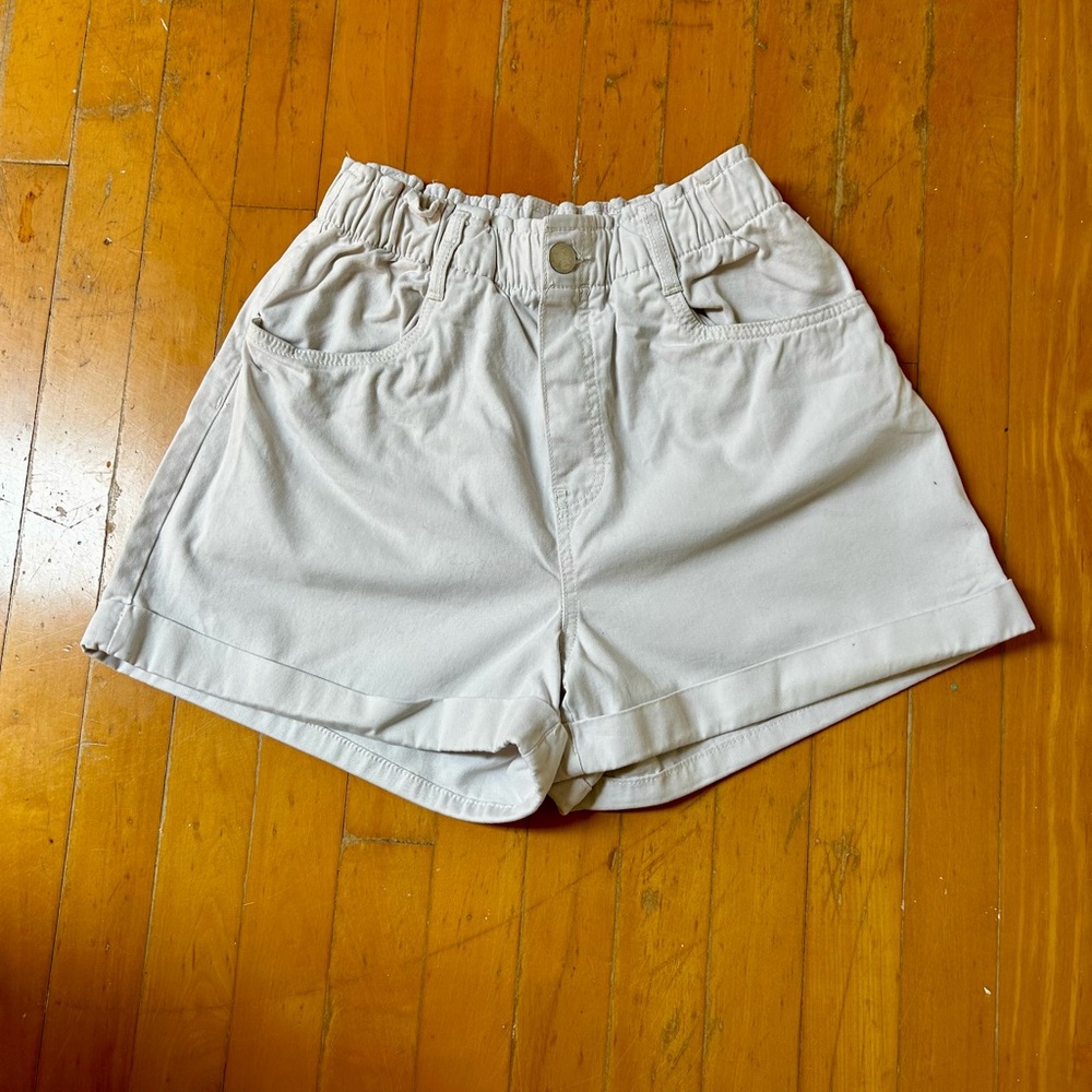 H&M Cream High Waist Shorts